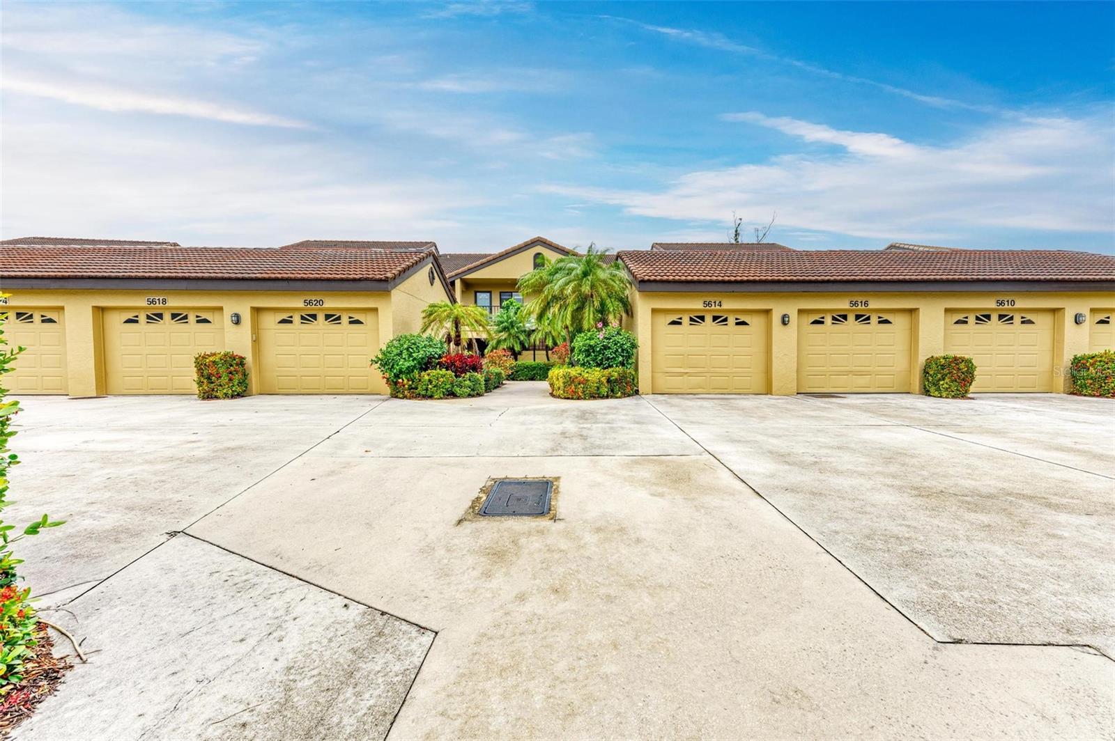 Image 2 of 45 For 5612 Ashton Lake Drive 5612