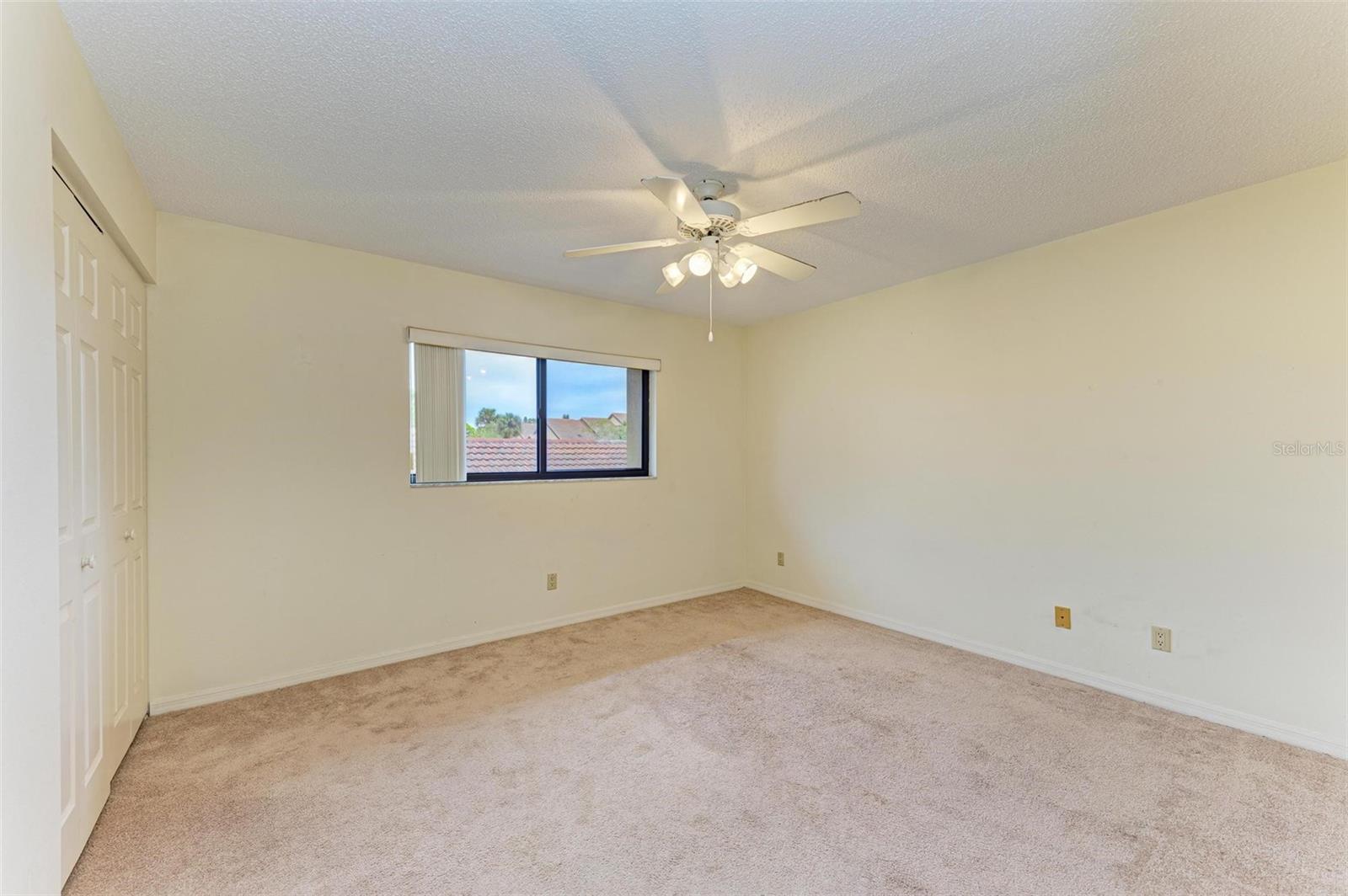 Image 33 of 45 For 5612 Ashton Lake Drive 5612