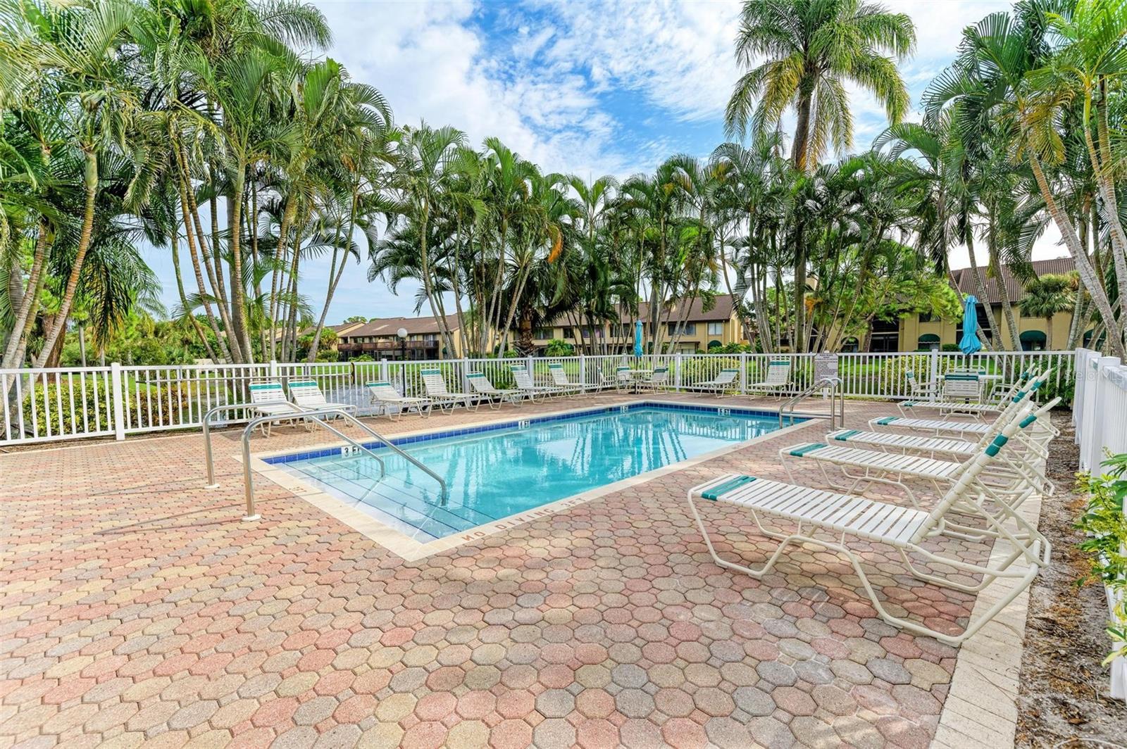 Image 41 of 45 For 5612 Ashton Lake Drive 5612