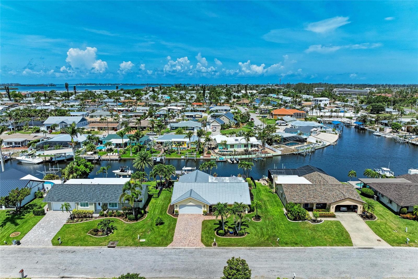 Image 7 of 70 For 4508 Mangrove Point Road