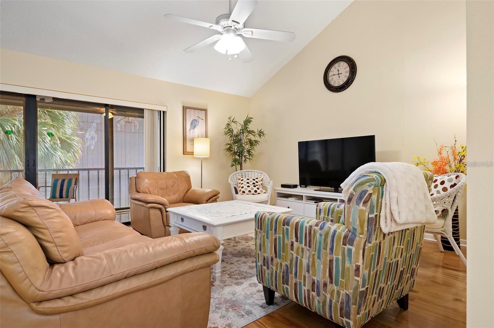 Image 8 of 24 For 1707 Pelican Cove Road 451