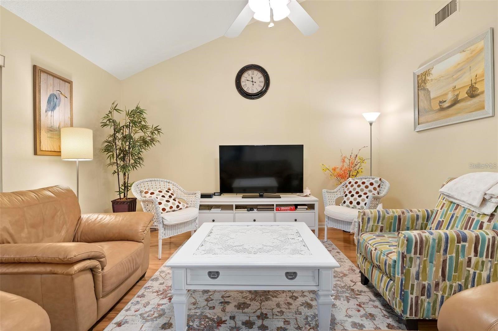 Image 9 of 24 For 1707 Pelican Cove Road 451