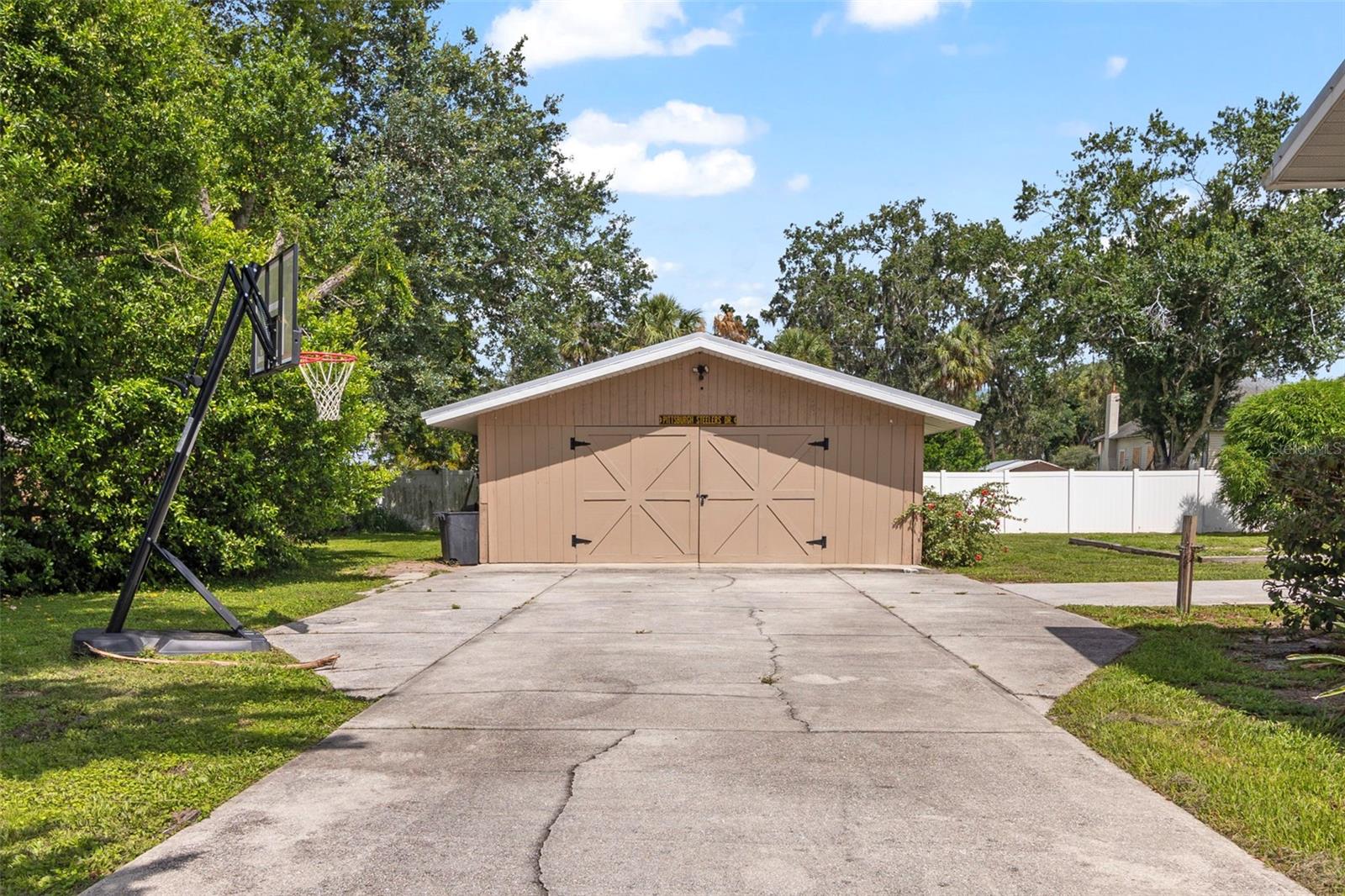 Image 8 of 46 For 126 Sumter Avenue