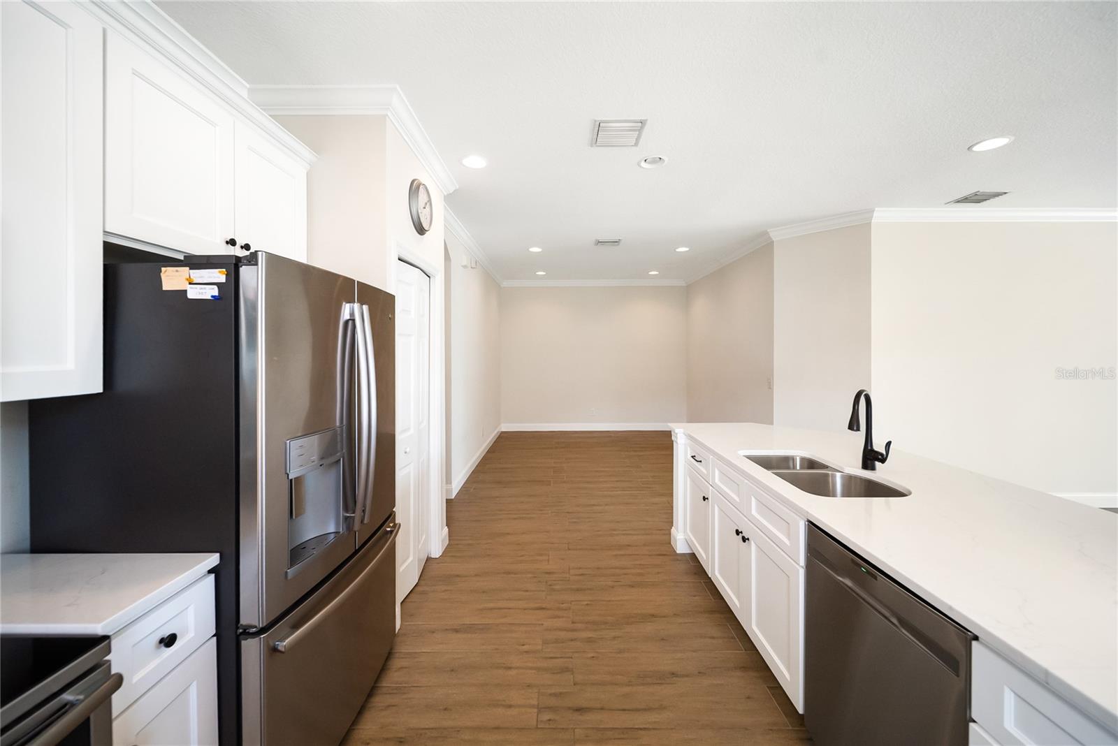 Image 13 of 52 For 7403 Hamilton Road