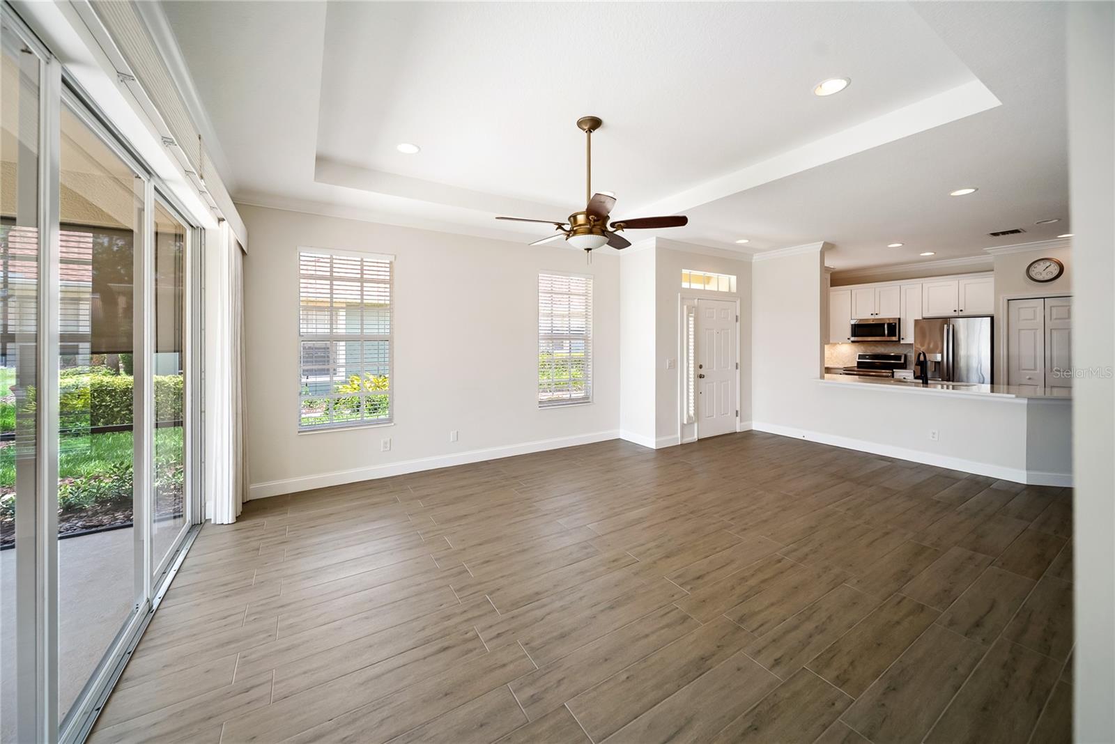 Image 3 of 52 For 7403 Hamilton Road