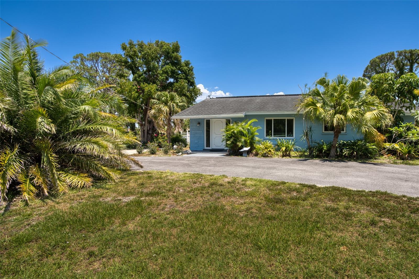 Details for 2216 Lake Shore Drive, NOKOMIS, FL 34275