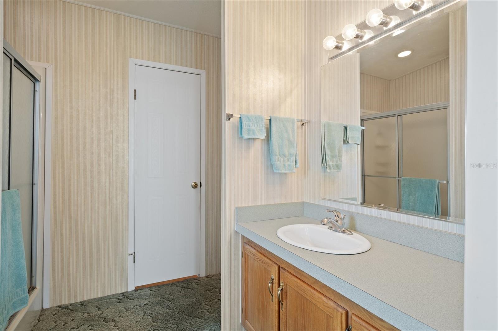 Image 21 of 41 For 3818 Chris Drive