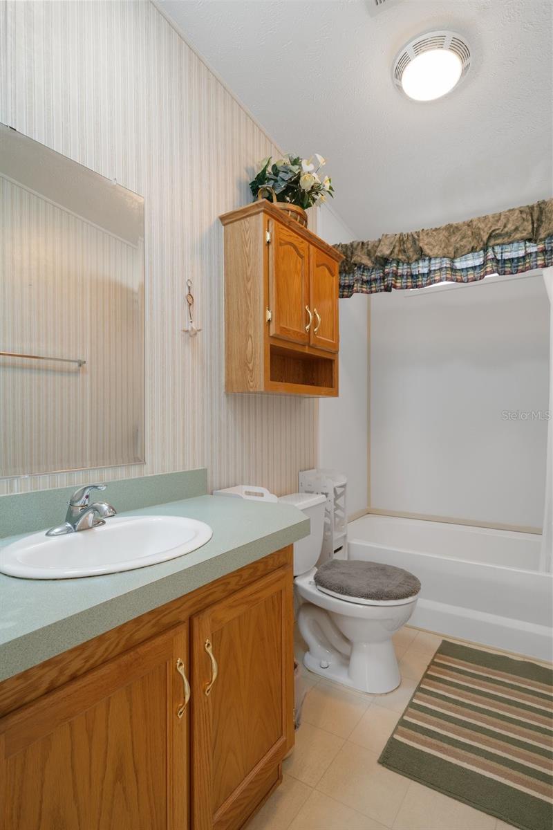 Image 32 of 41 For 3818 Chris Drive