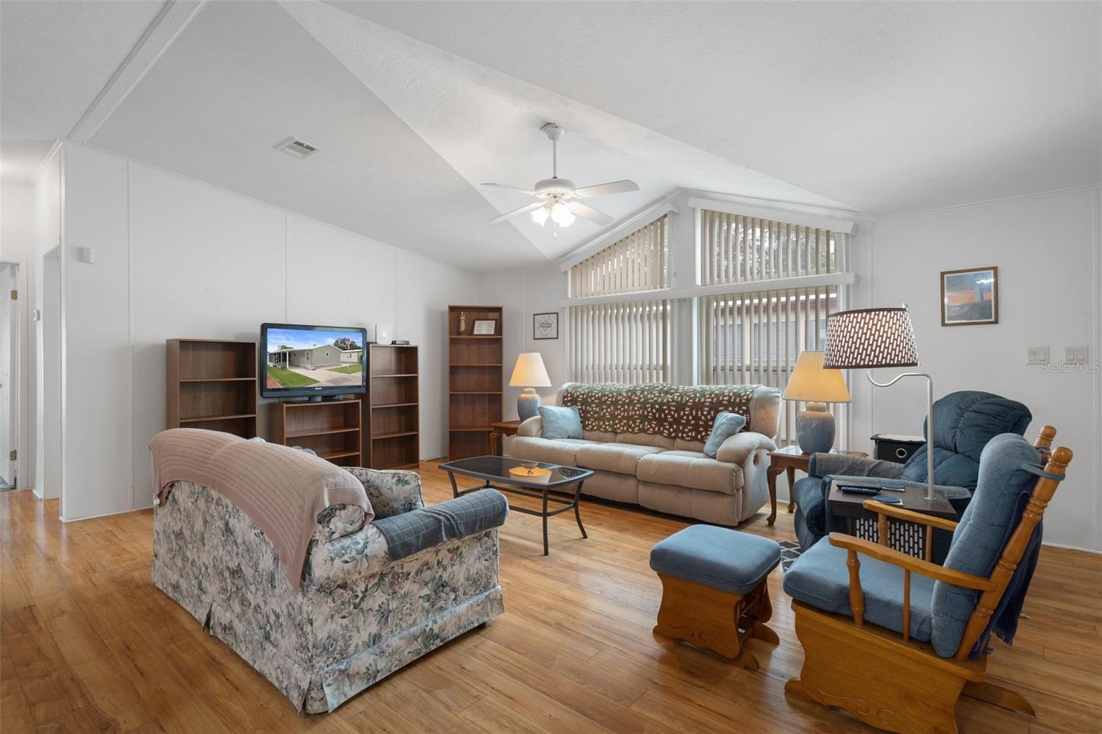 Image 8 of 41 For 3818 Chris Drive