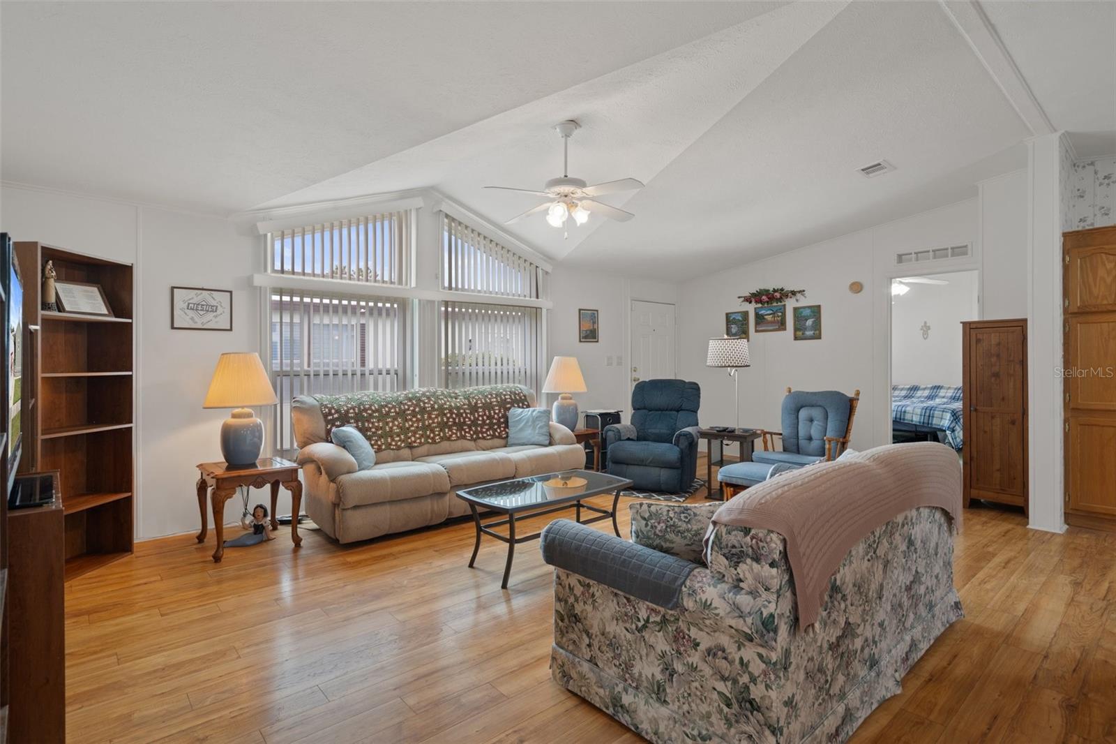 Image 9 of 41 For 3818 Chris Drive