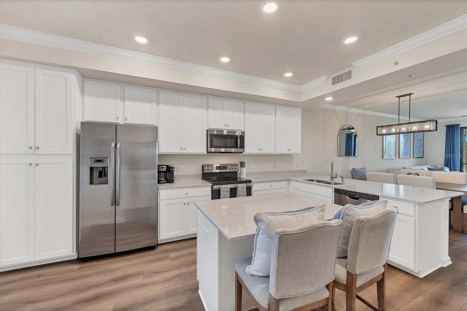 Image 15 of 69 For 17520 Gawthrop Drive 304
