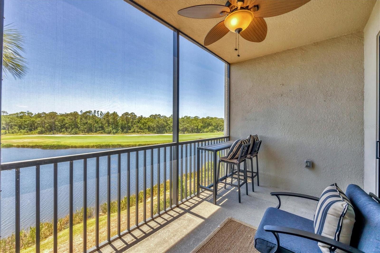 Image 23 of 69 For 17520 Gawthrop Drive 304