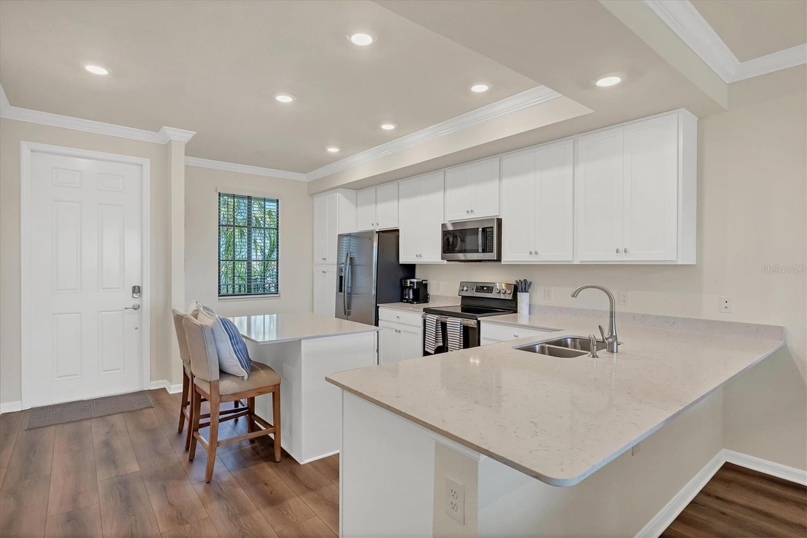 Image 9 of 69 For 17520 Gawthrop Drive 304