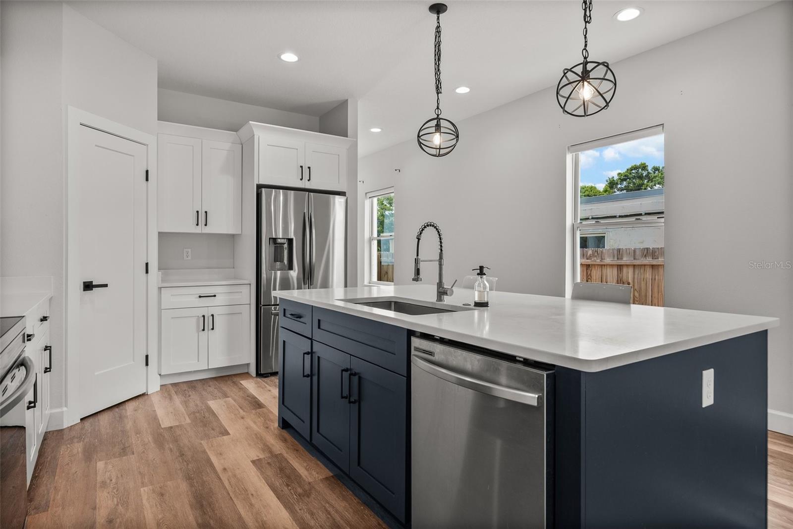 Image 11 of 50 For 4920 69th Street N