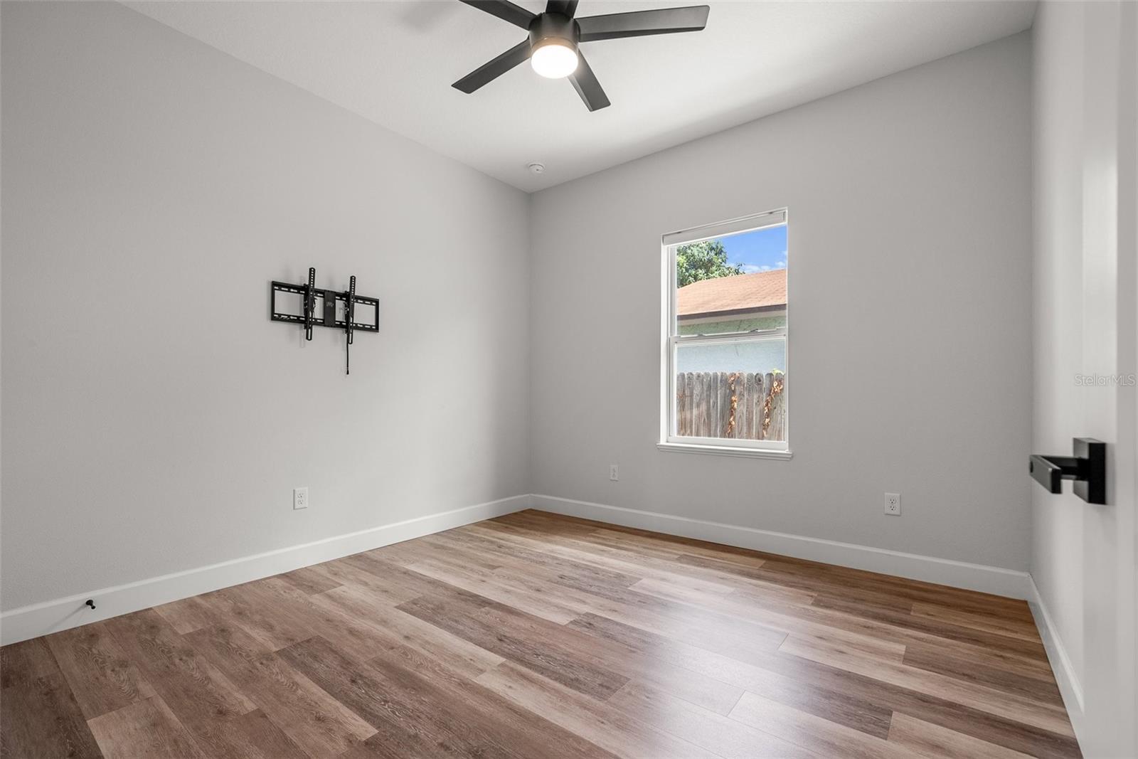 Image 31 of 50 For 4920 69th Street N
