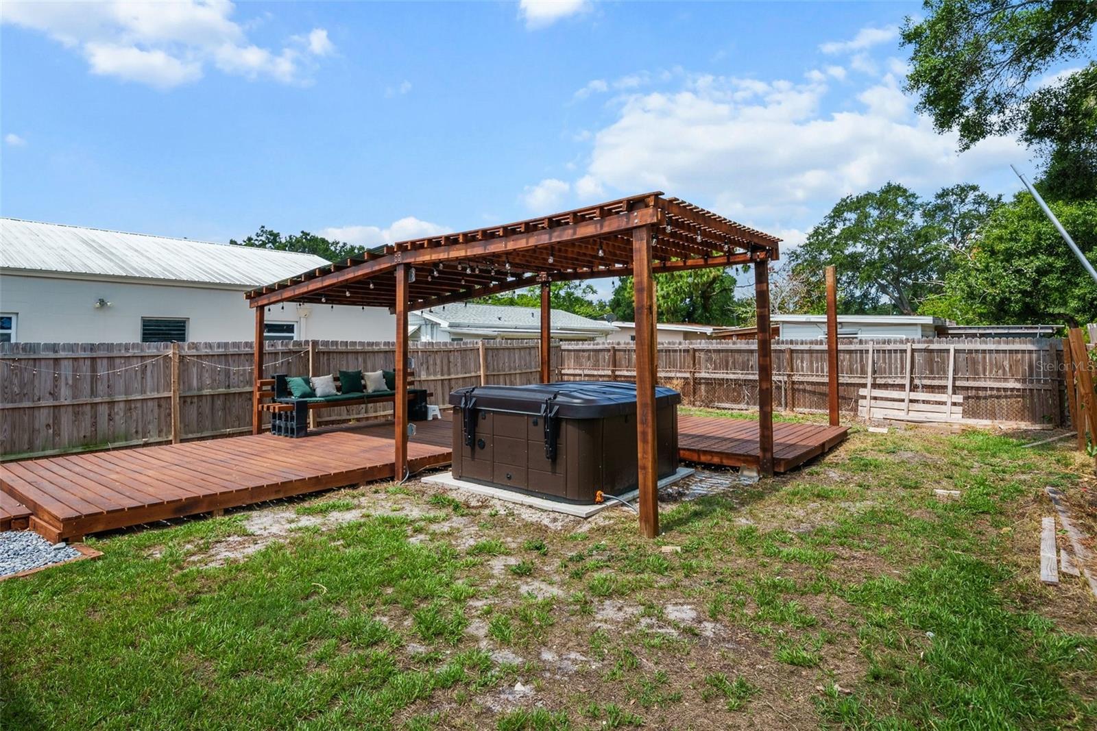 Image 42 of 50 For 4920 69th Street N