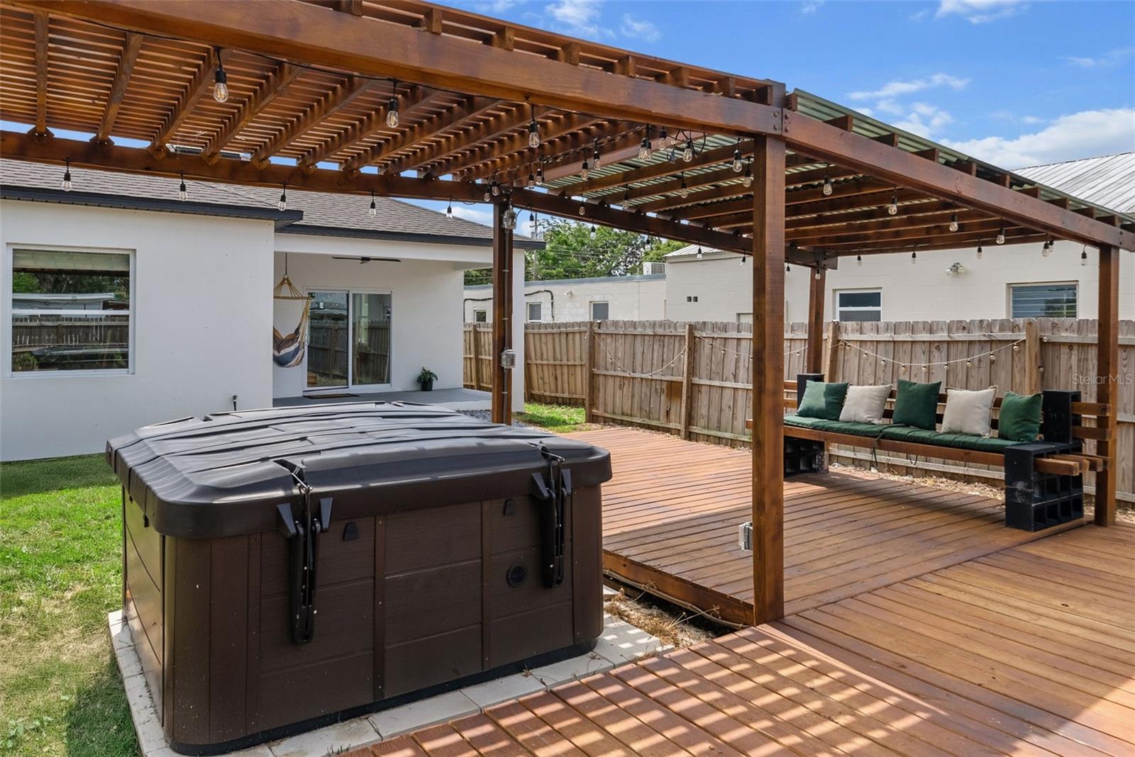 Image 44 of 50 For 4920 69th Street N