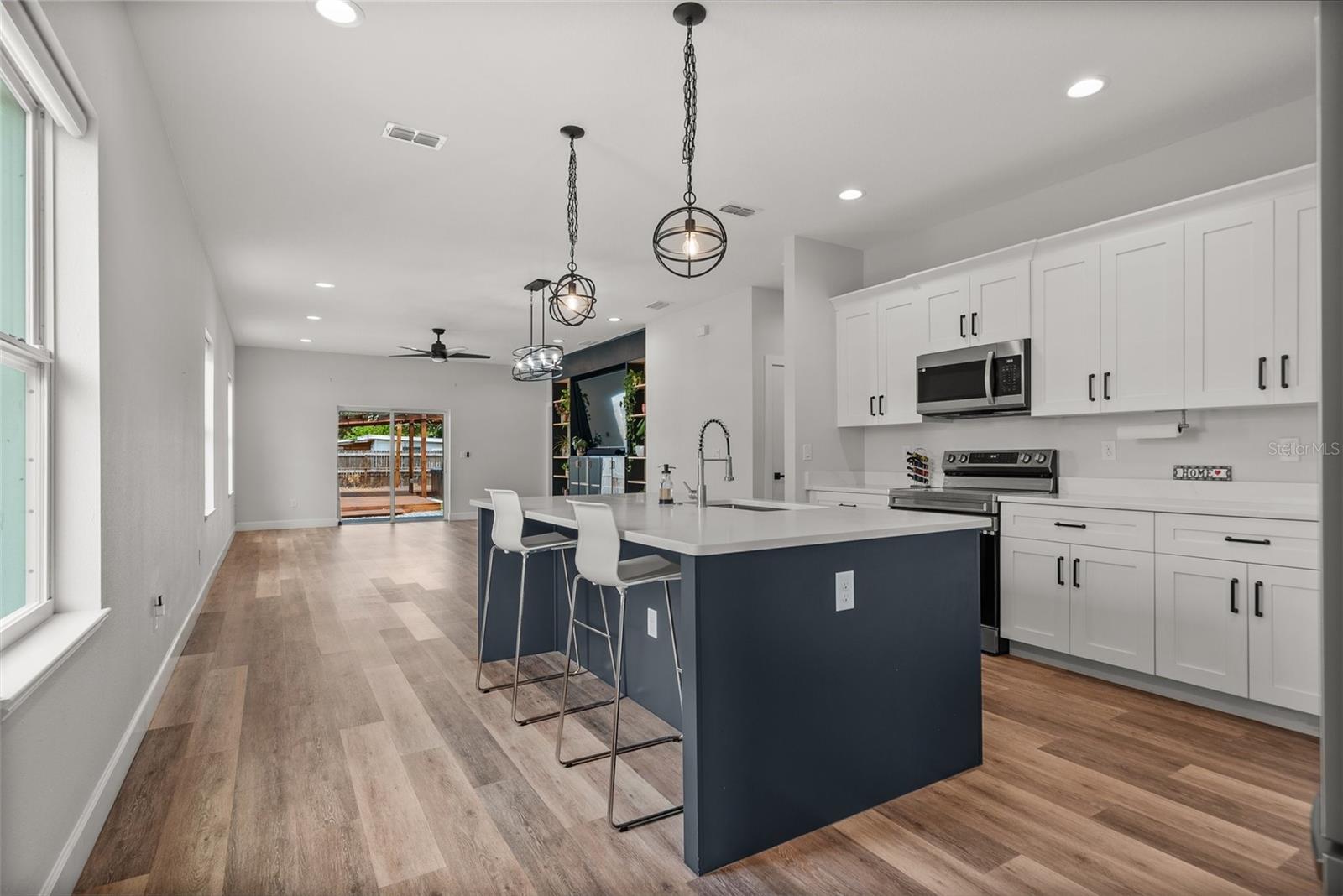 Image 6 of 50 For 4920 69th Street N