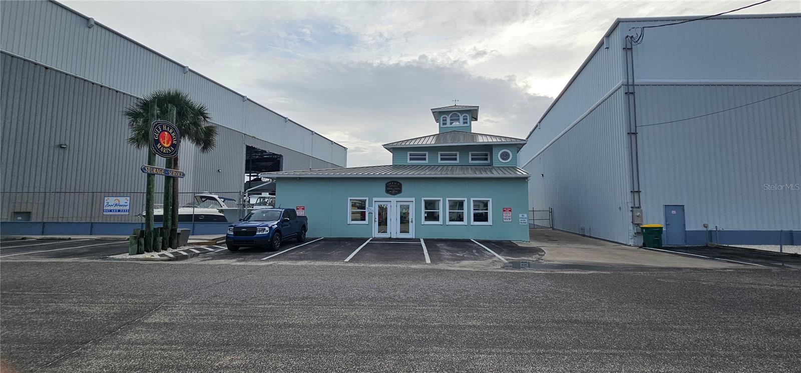 Image 2 of 3 For 100 Circuit Road N22