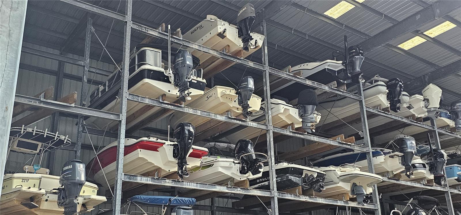 Image 3 of 3 For 100 Circuit Road N22