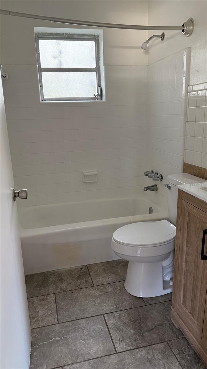 Image 10 of 17 For 2448 Austin Avenue
