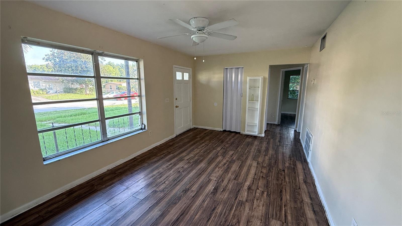 Image 6 of 17 For 2448 Austin Avenue