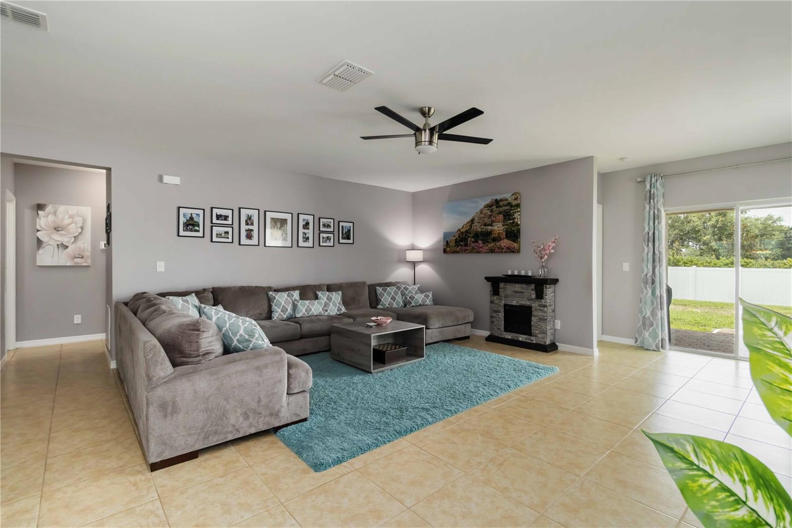 Image 14 of 49 For 8937 Excelsior Loop
