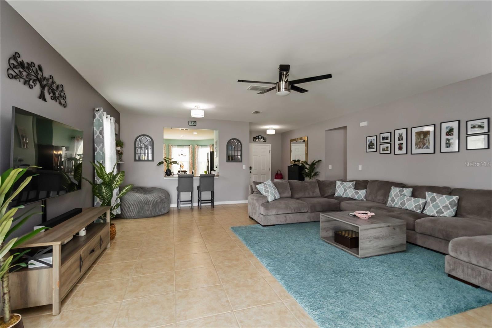 Image 17 of 49 For 8937 Excelsior Loop