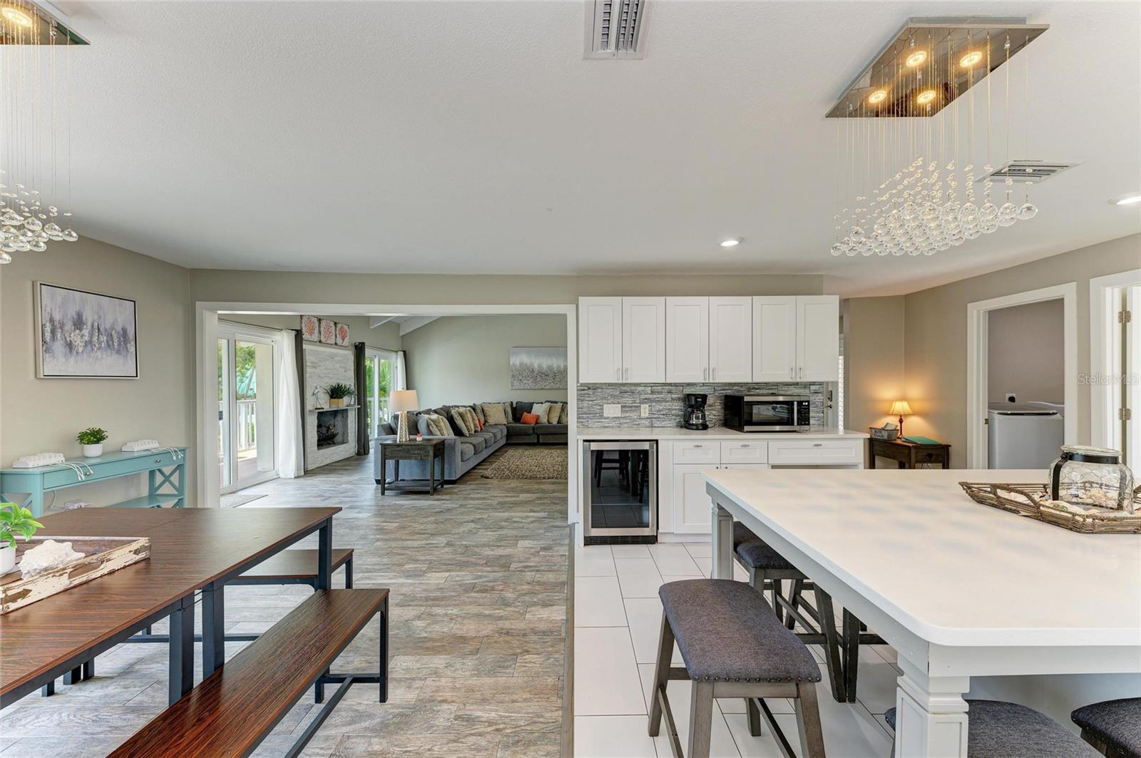 Image 20 of 61 For 3903 Bayside Drive