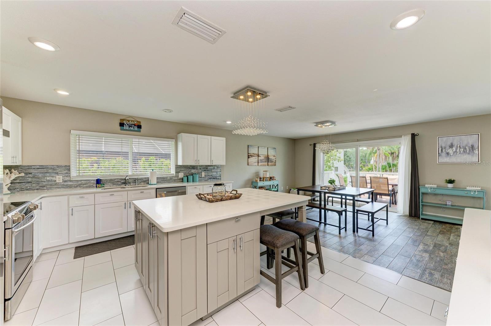 Image 22 of 61 For 3903 Bayside Drive