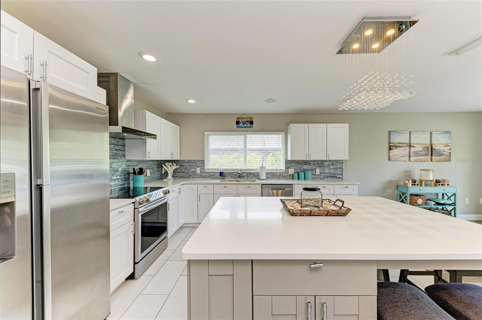 Image 23 of 61 For 3903 Bayside Drive