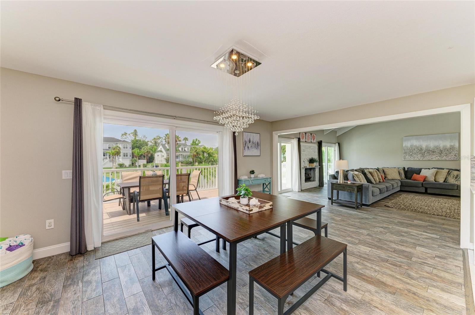 Image 24 of 61 For 3903 Bayside Drive