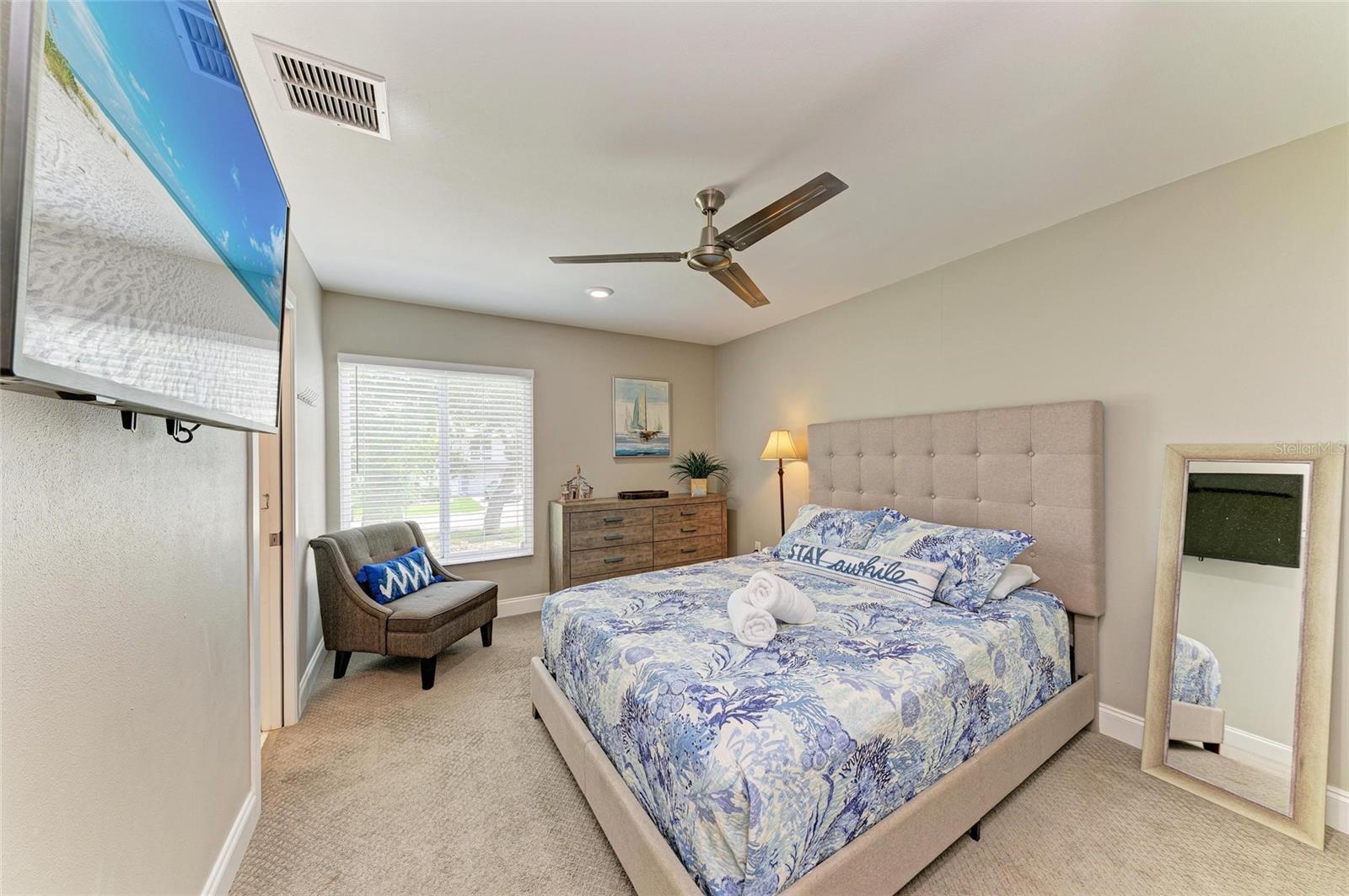 Image 32 of 61 For 3903 Bayside Drive