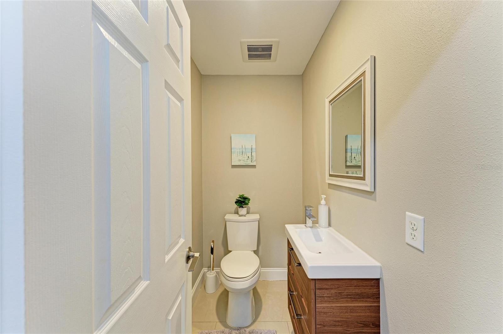 Image 43 of 61 For 3903 Bayside Drive