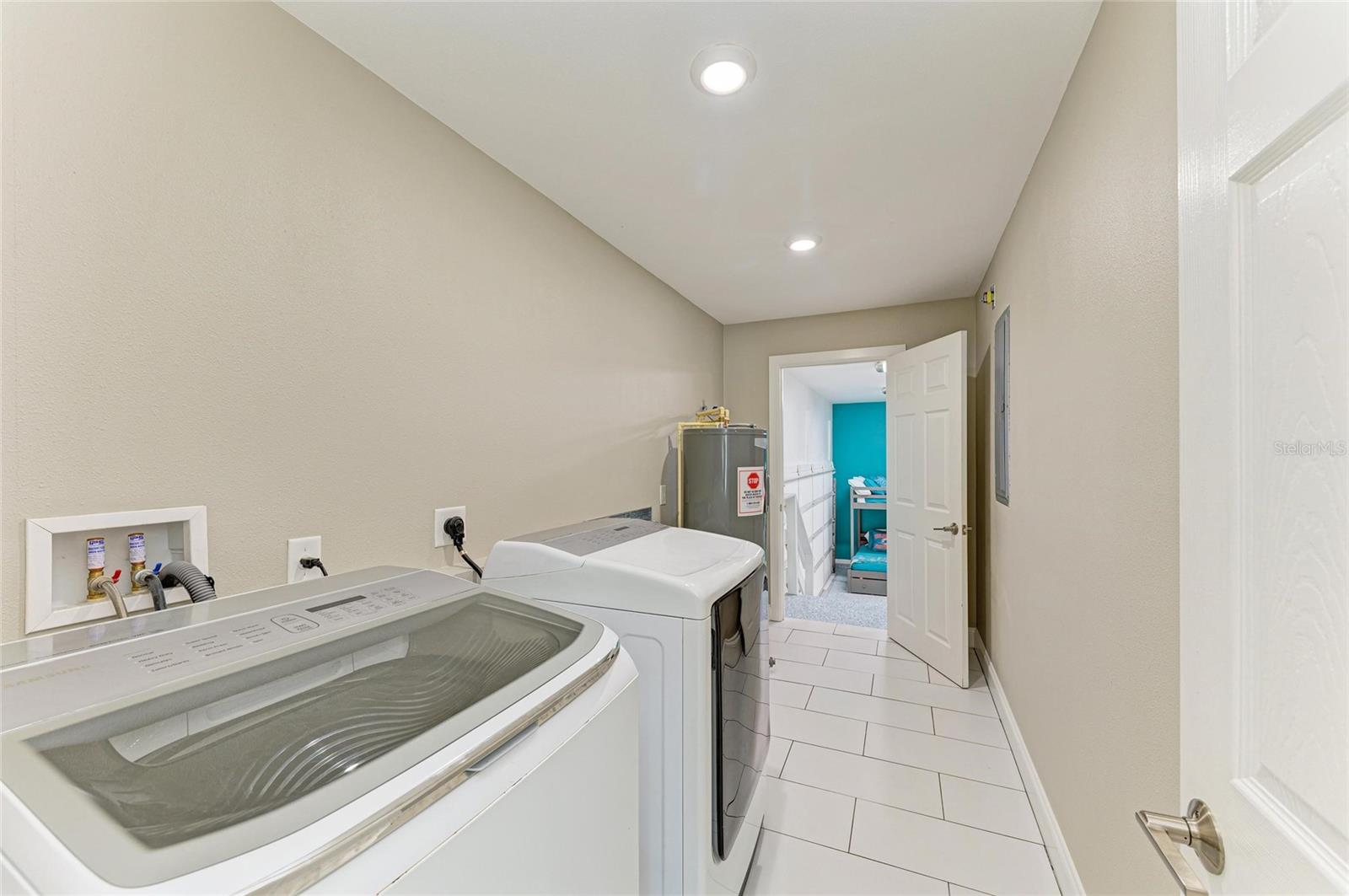 Image 44 of 61 For 3903 Bayside Drive