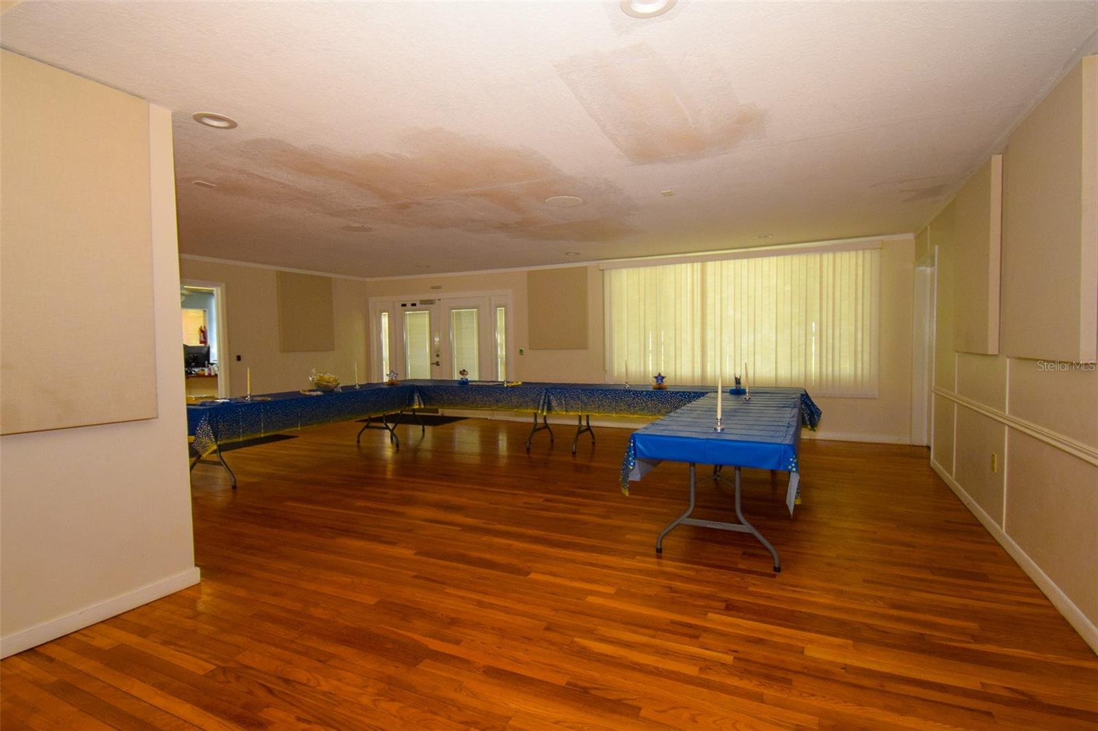 Image 61 of 87 For 6731 Washington Place