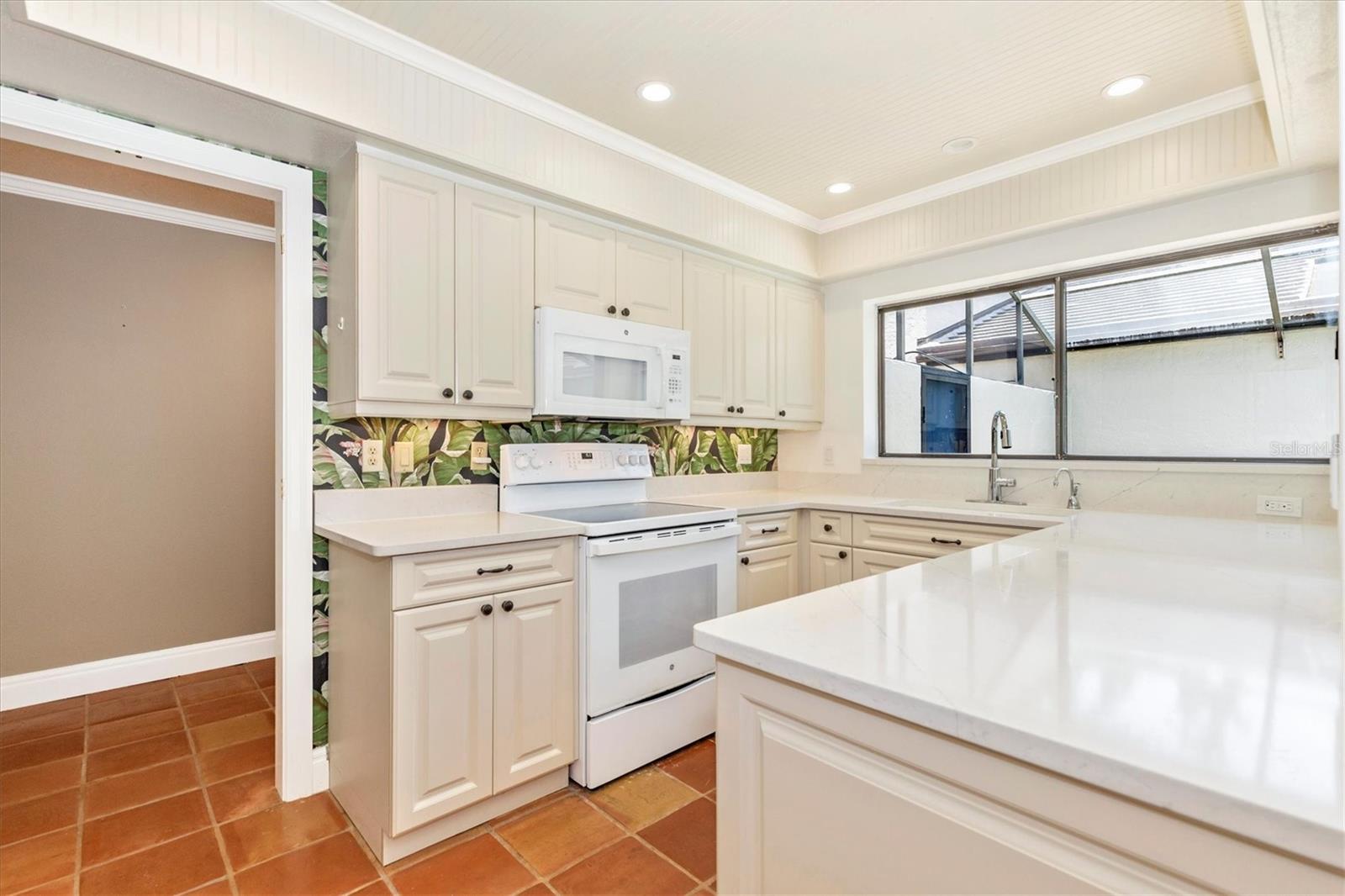 Image 13 of 32 For 3902 Glen Oaks Manor Drive