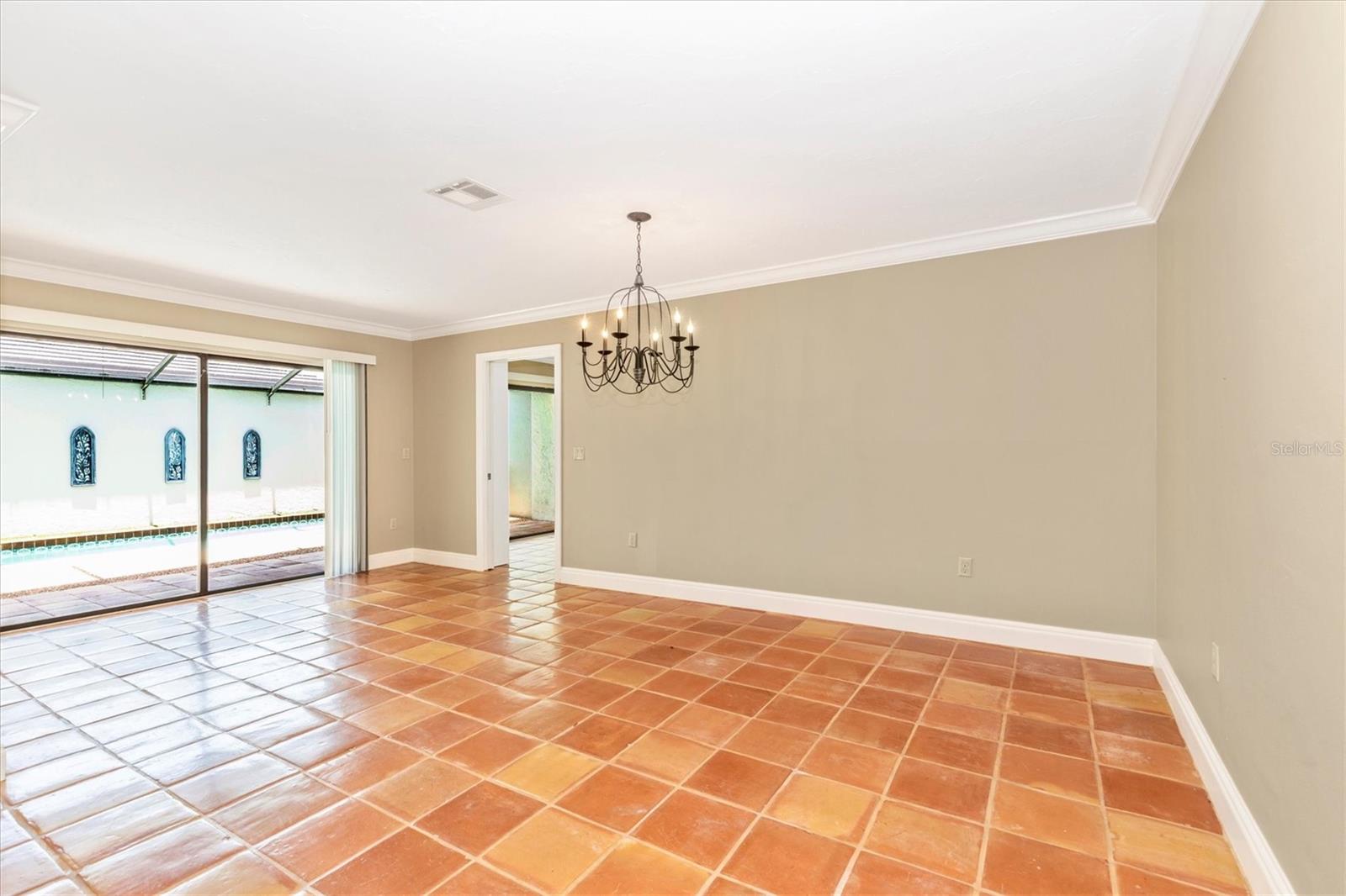 Image 9 of 32 For 3902 Glen Oaks Manor Drive