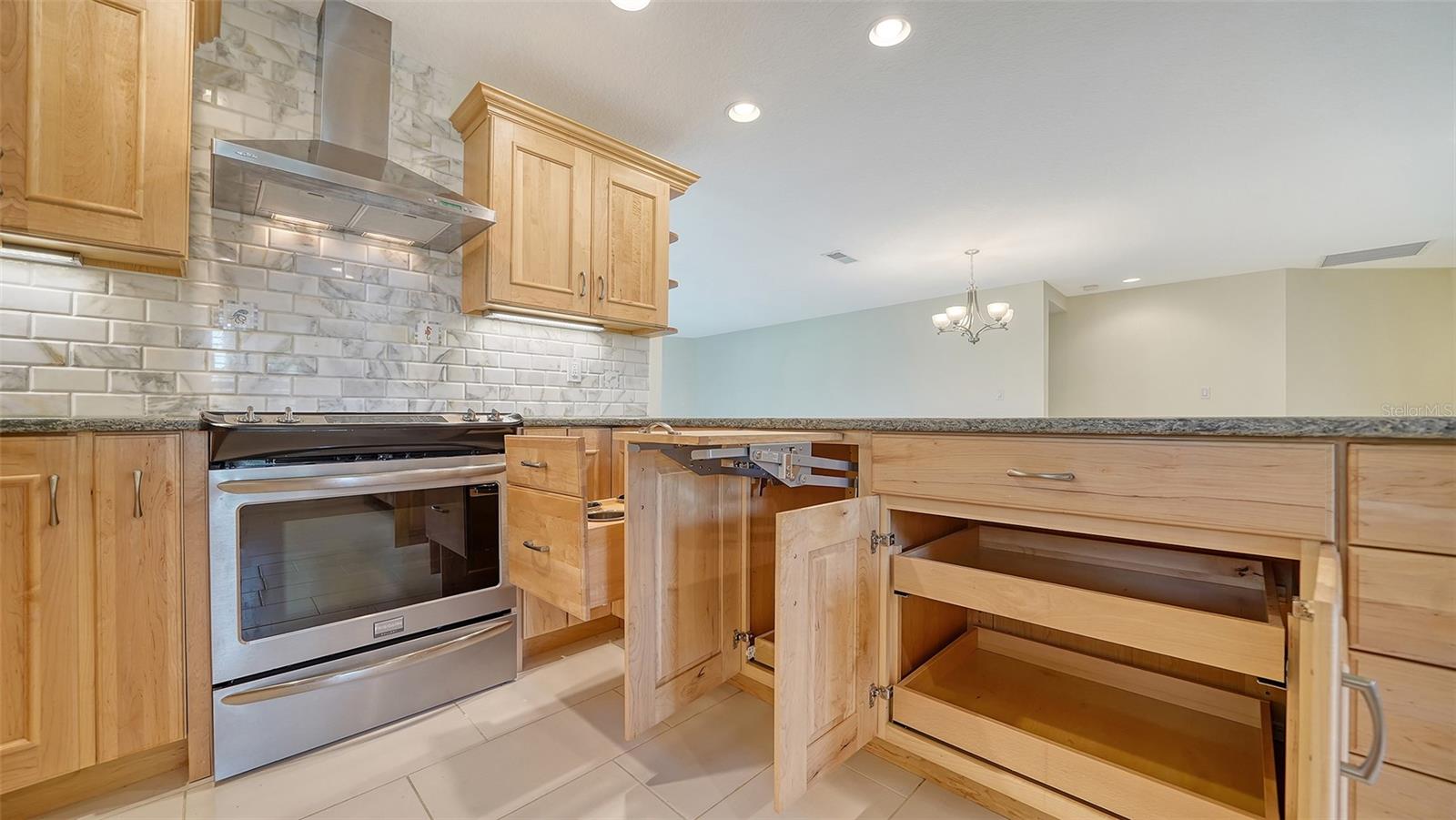 Image 15 of 63 For 3734 Ballantrae Drive 19d