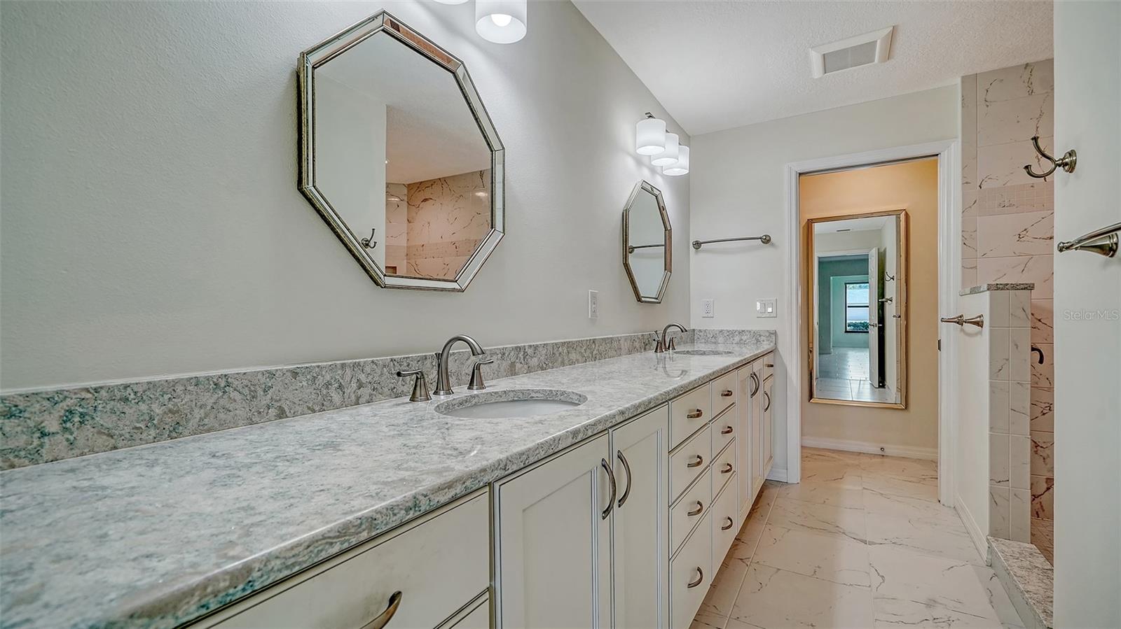 Image 27 of 63 For 3734 Ballantrae Drive 19d