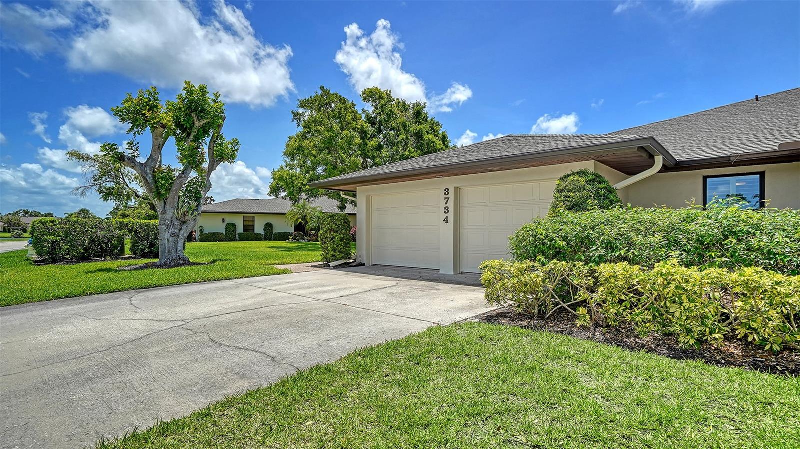 Image 3 of 63 For 3734 Ballantrae Drive 19d