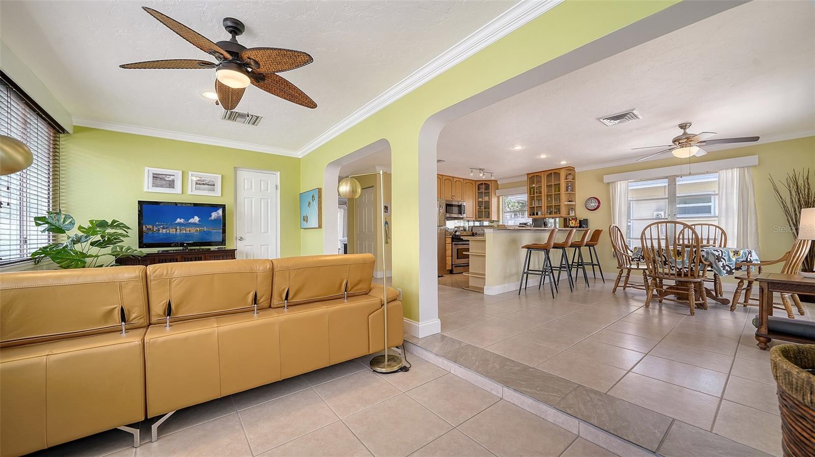 Image 15 of 48 For 1116 Moonmist Court M12