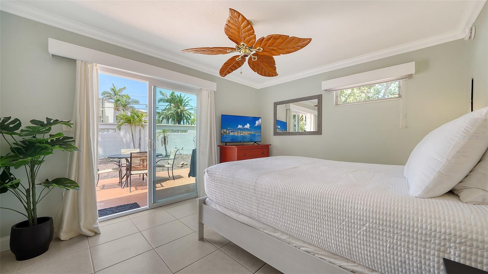Image 16 of 48 For 1116 Moonmist Court M12