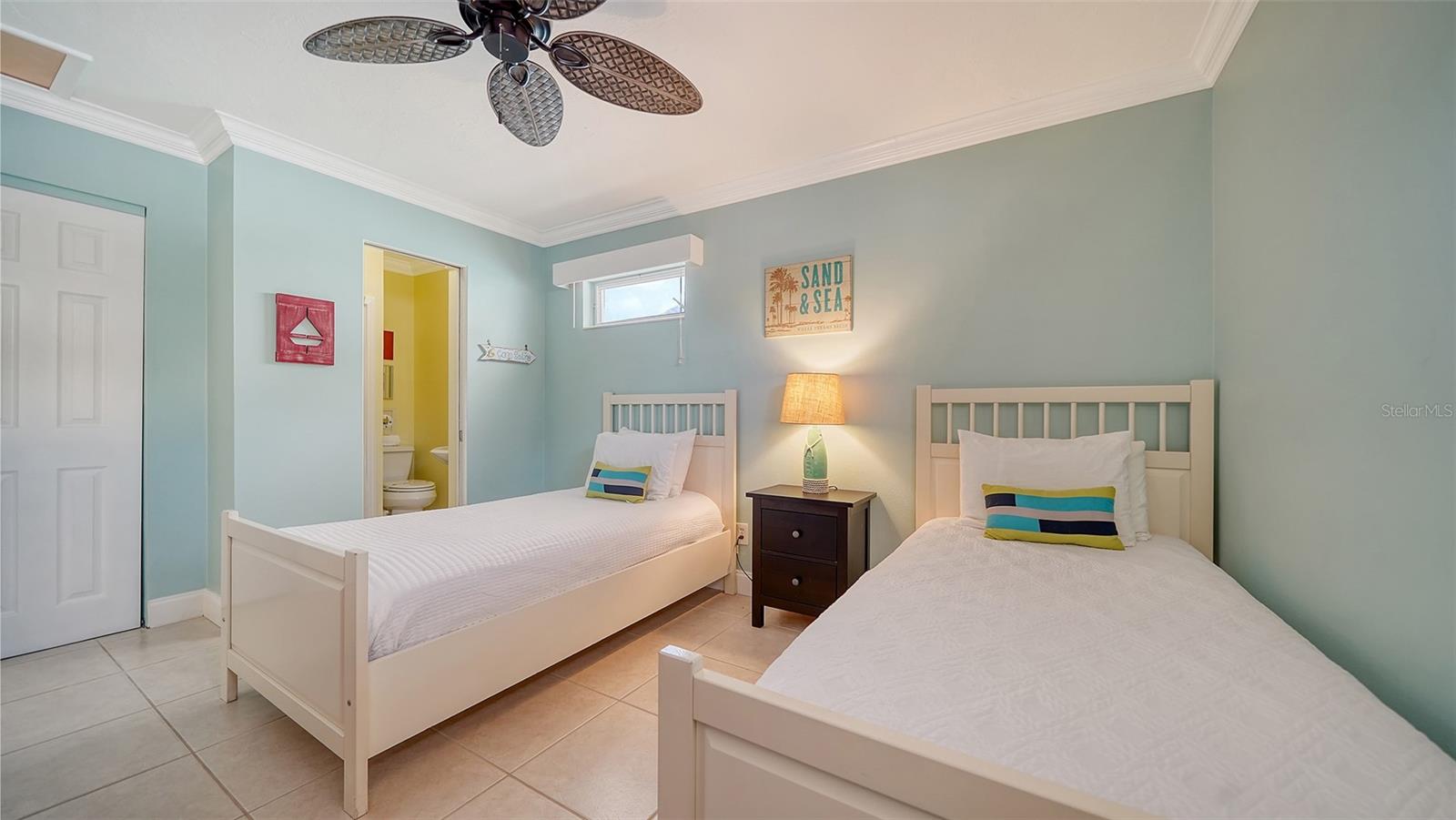 Image 24 of 48 For 1116 Moonmist Court M12