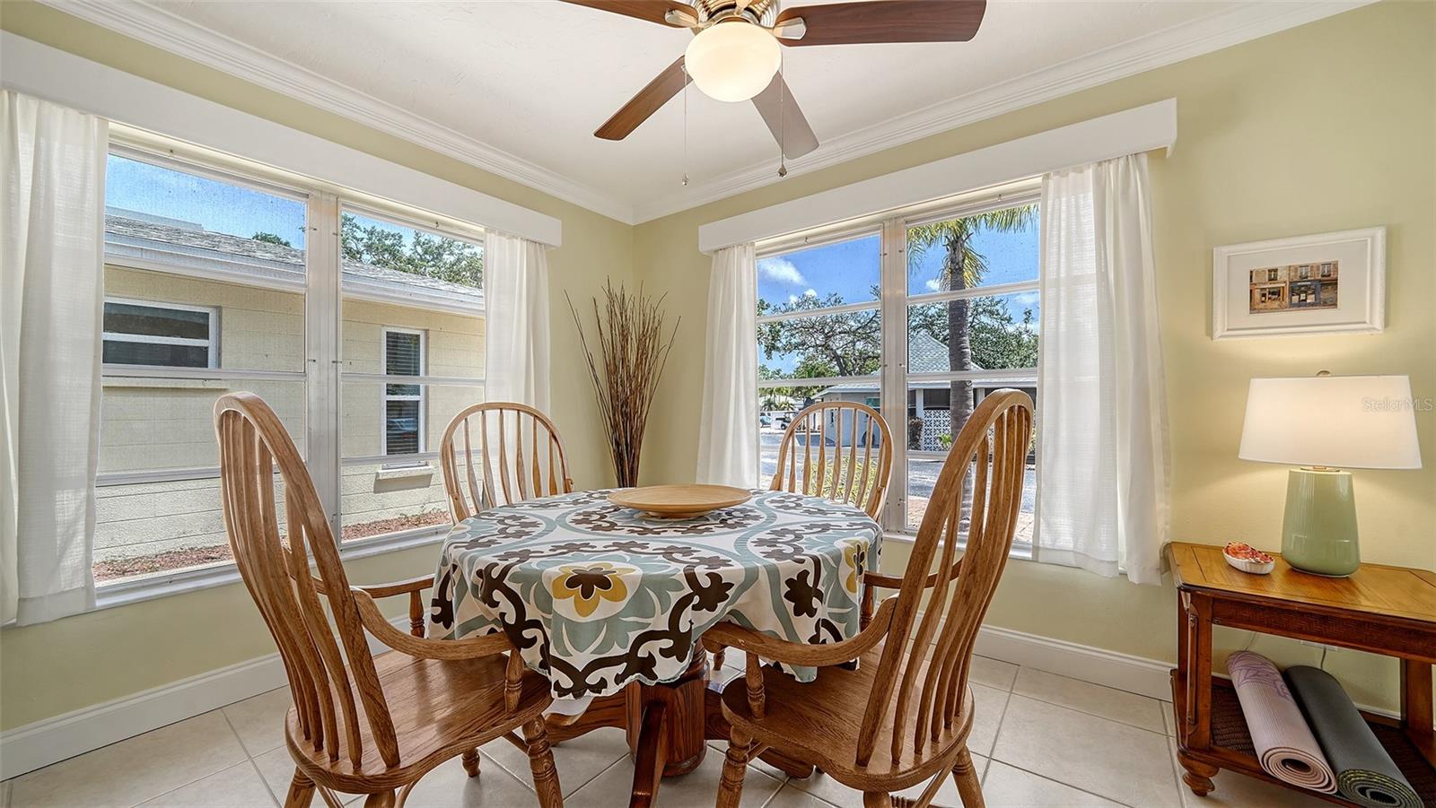Image 4 of 48 For 1116 Moonmist Court M12
