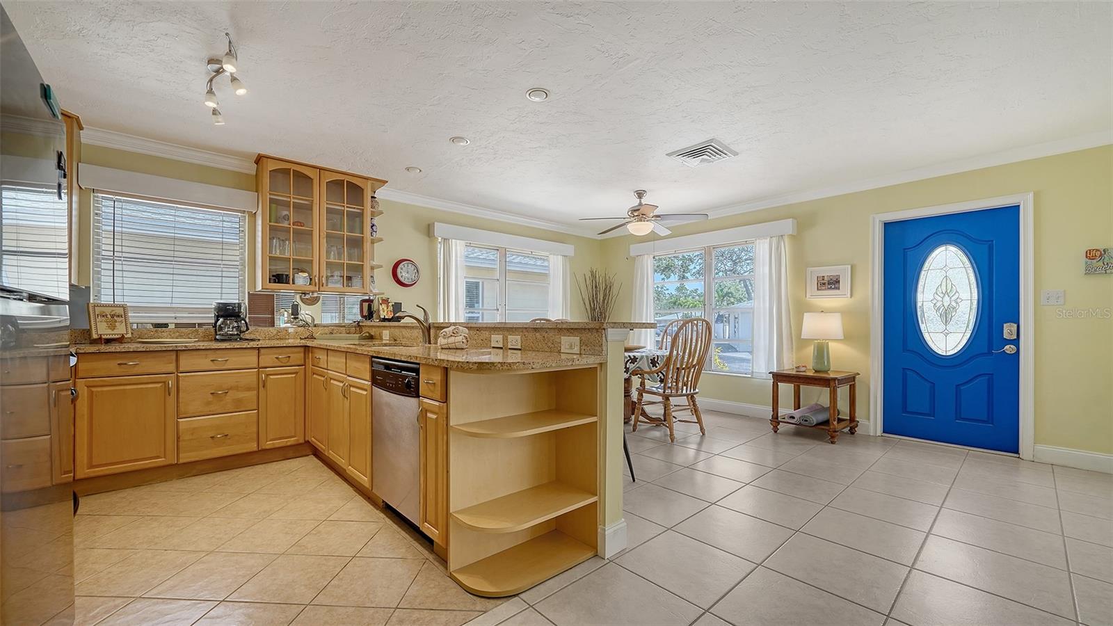 Image 7 of 48 For 1116 Moonmist Court M12