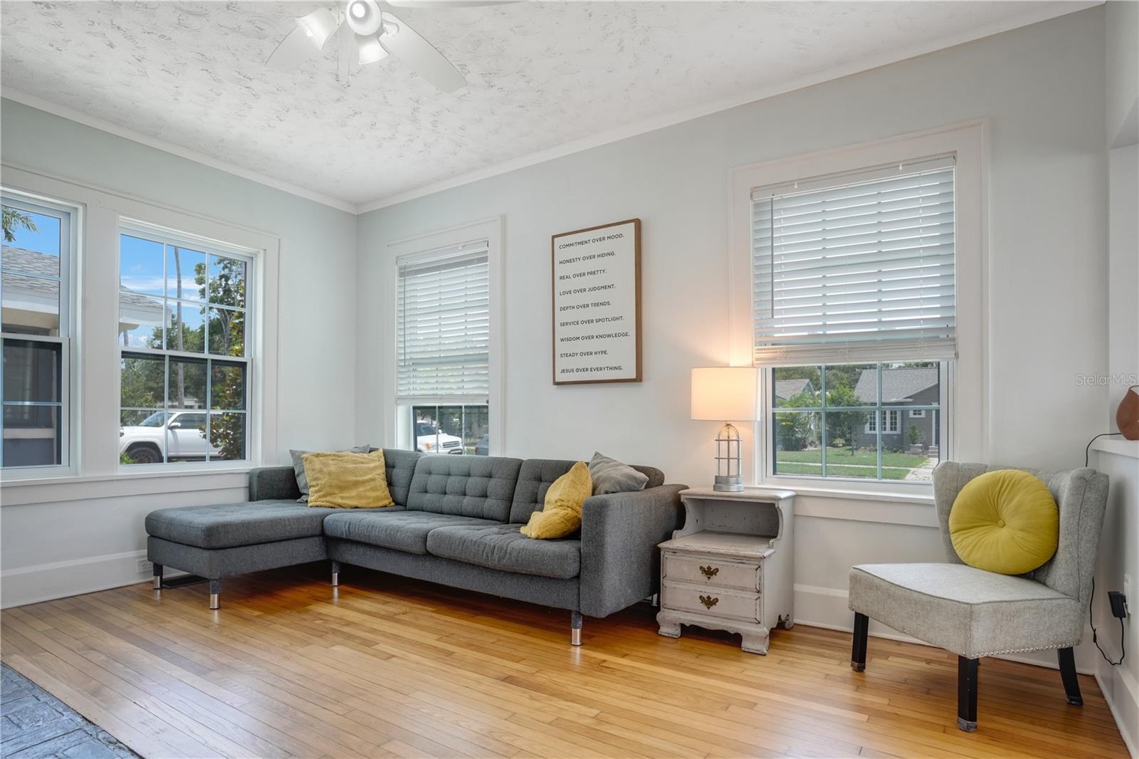 Image 11 of 47 For 480 28th Avenue N