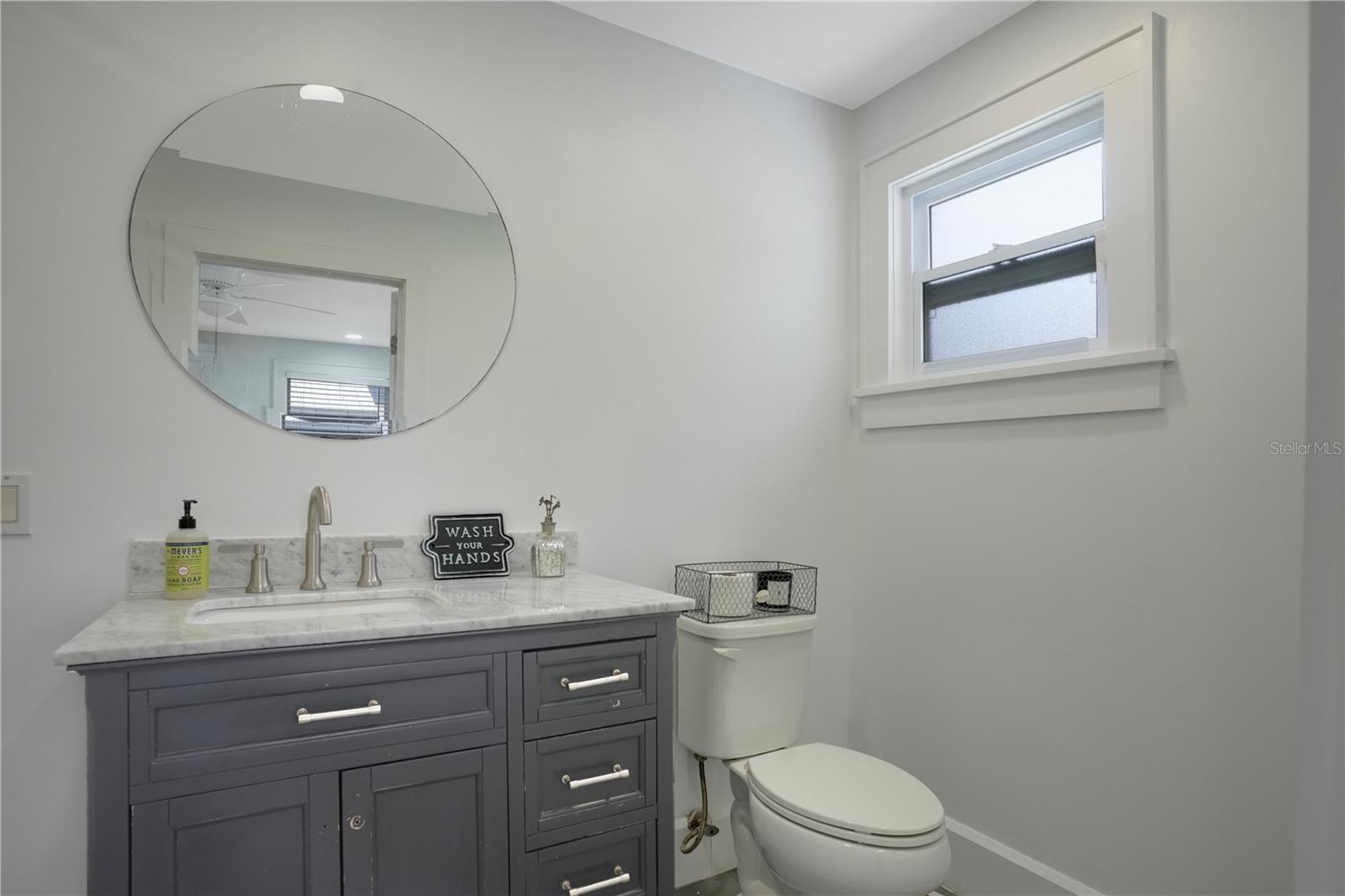 Image 21 of 47 For 480 28th Avenue N