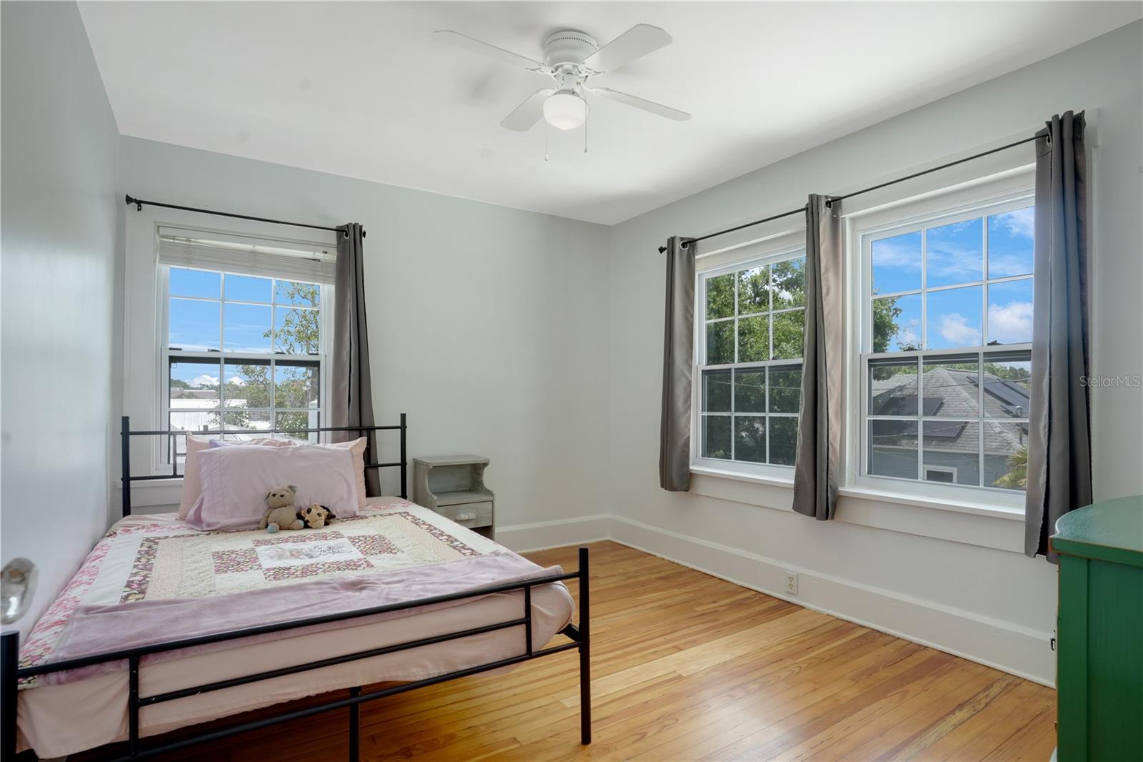 Image 30 of 47 For 480 28th Avenue N