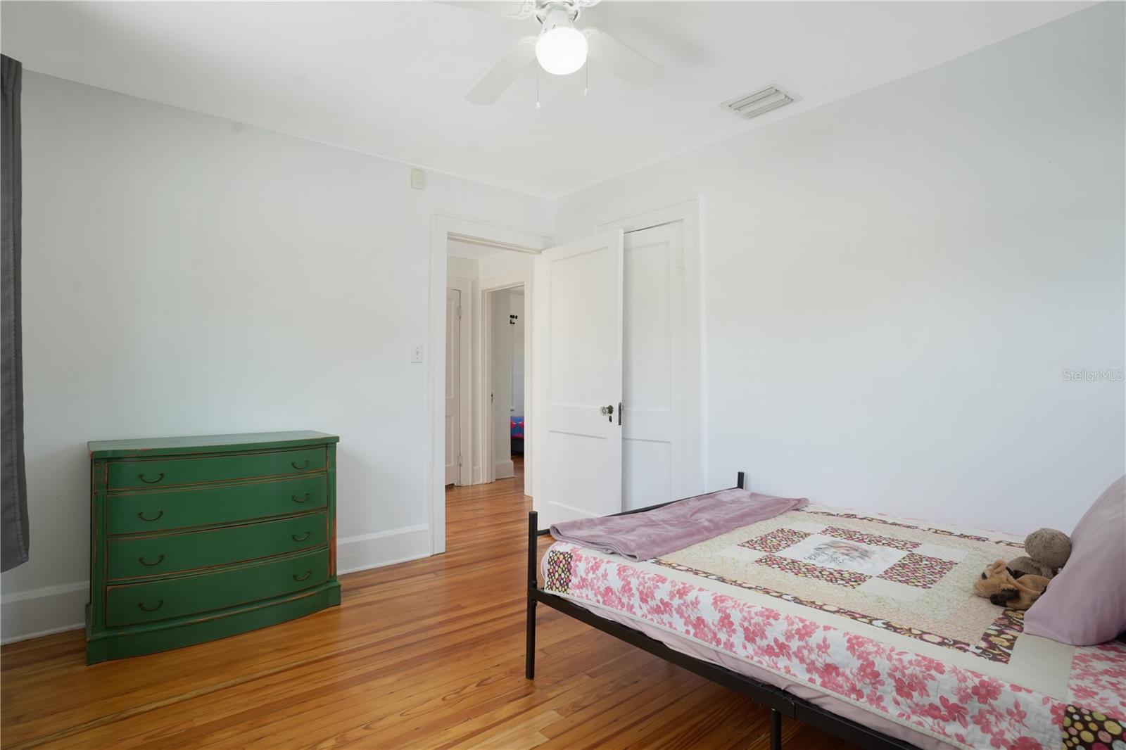 Image 31 of 47 For 480 28th Avenue N